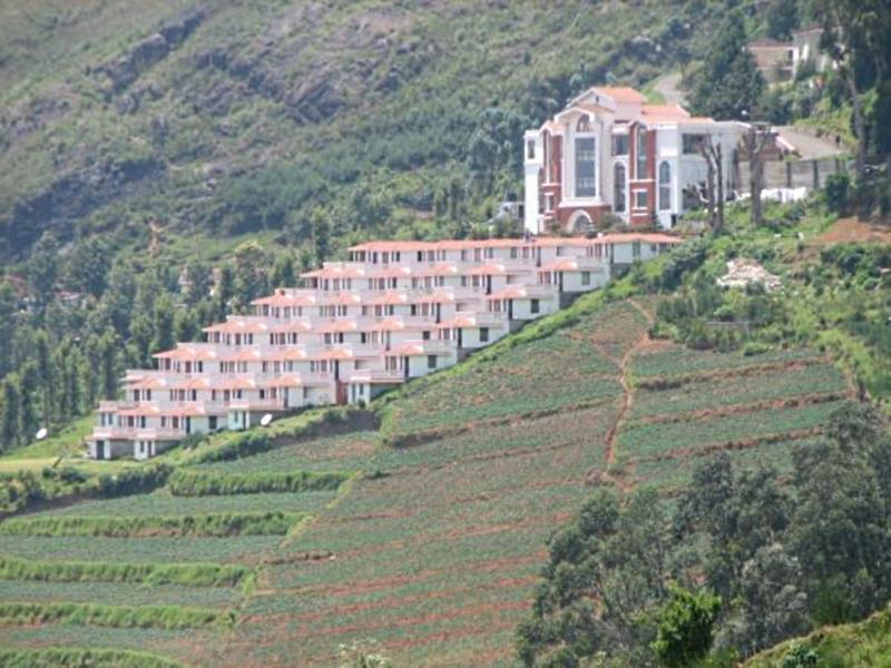 La Montana By Tgi Hotell Ooty Exteriör bild