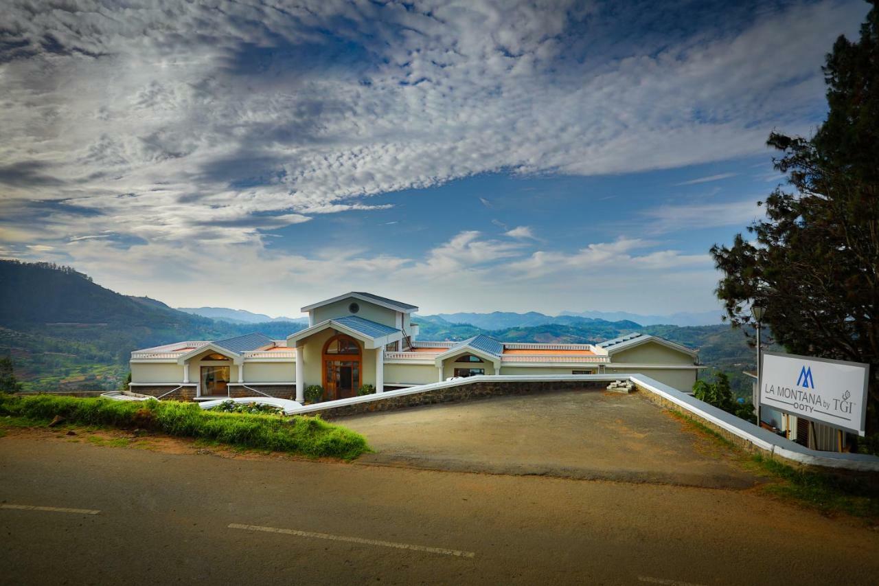 La Montana By Tgi Hotell Ooty Exteriör bild